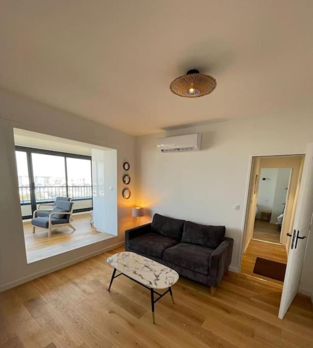 Penthouse / 2 Bedrooms In City Center Of Angers Exterior foto